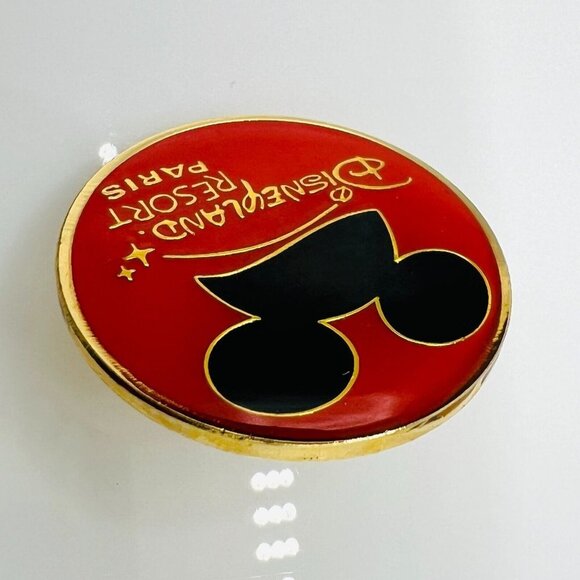 Disneyland Resort Paris Cast Member Tour Guide Only Disney Pin Trading DLP DLRP - Picture 4 of 7